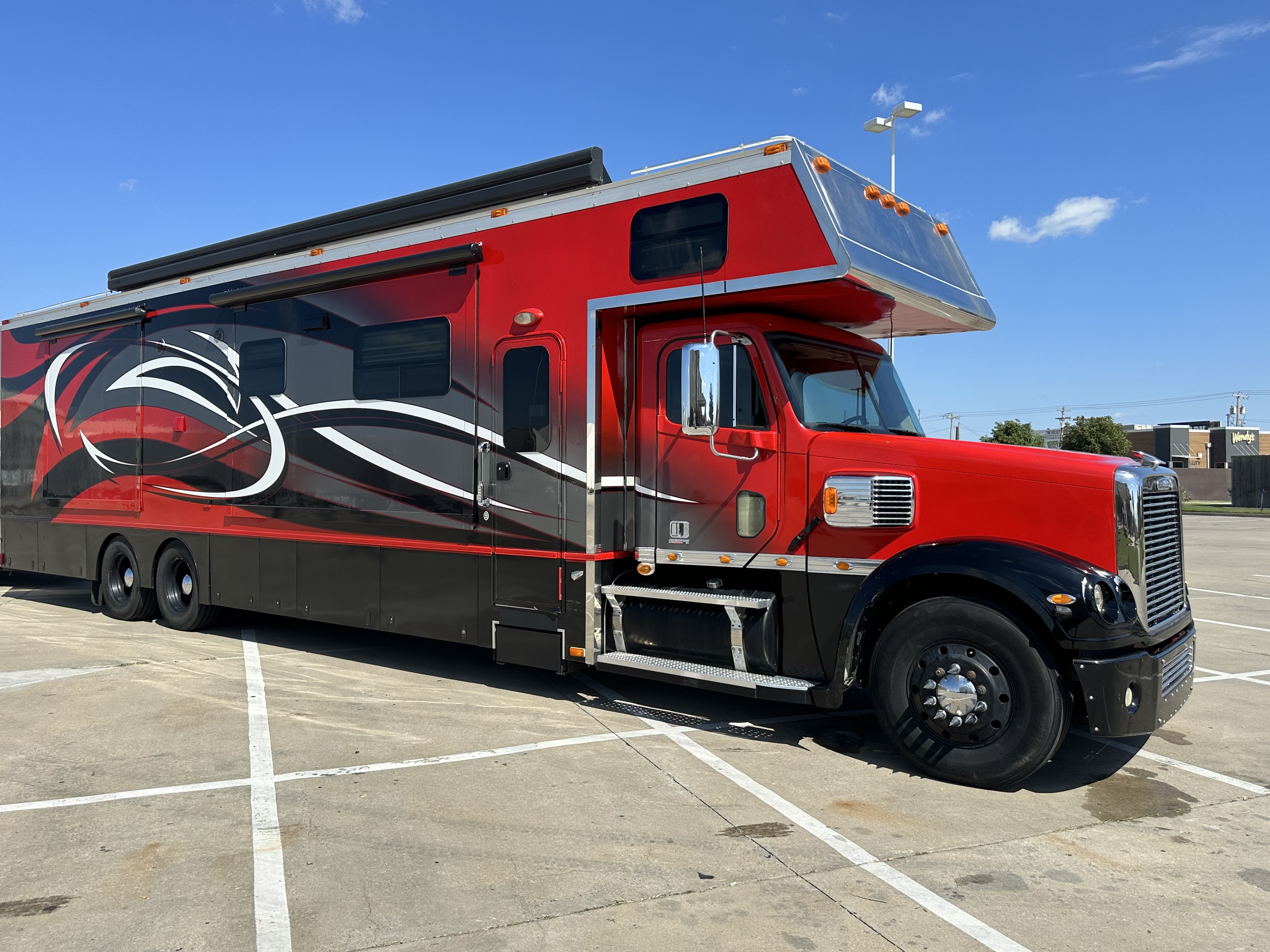 Used 2010 Renegade 45' Motorcoach